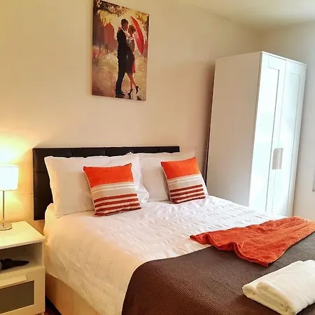 Comfortable Studio Flat Near Central London Exterior photo